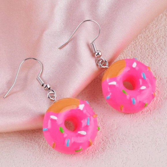 Jewelry - Pink Donut Earrings with Sprinkles  fun novelty
